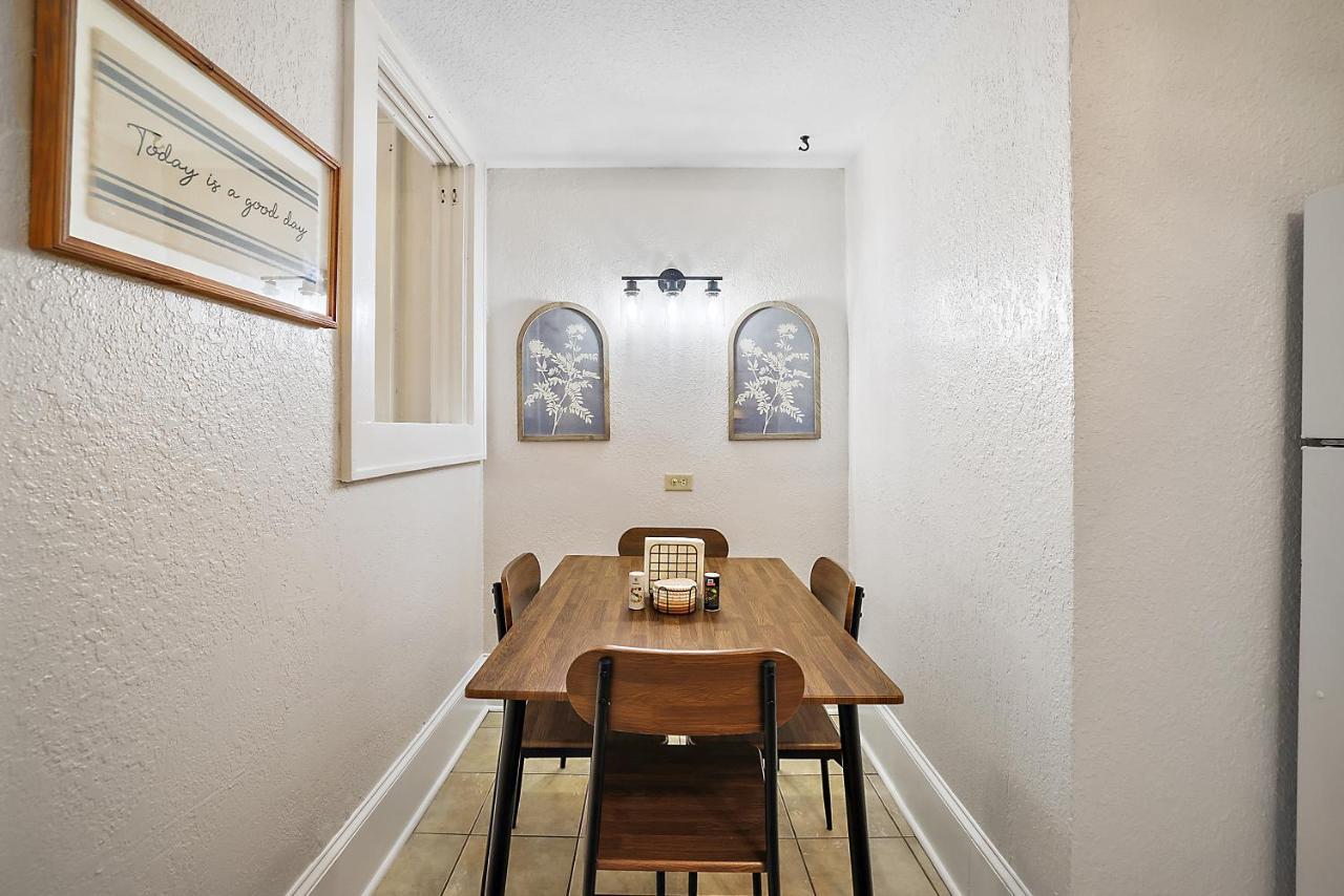 Downtown Den-King Bed~Heart Of Eustis~Queen Sleeper~Upstairs~Bright & Happy Esterno foto