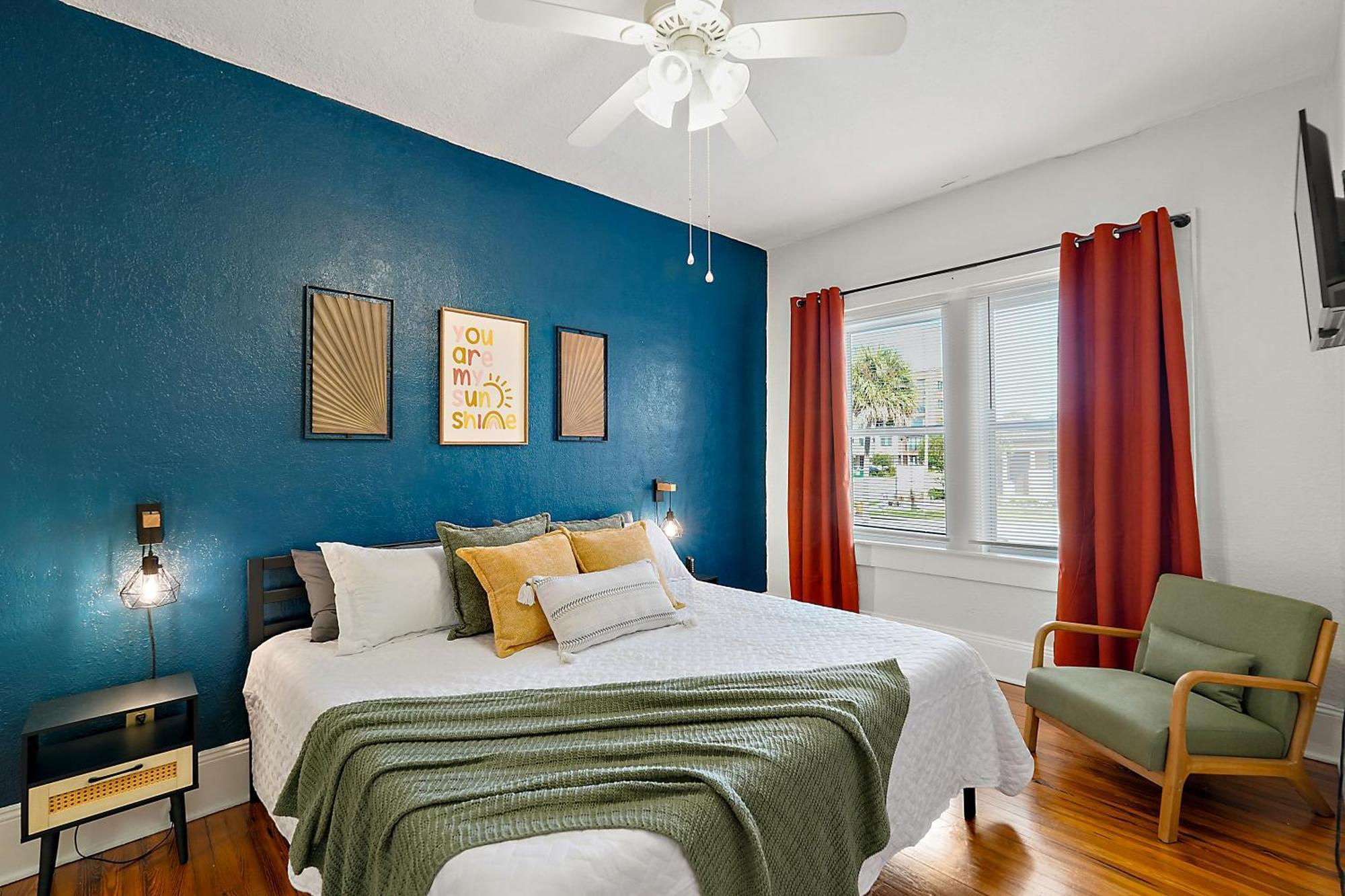 Downtown Den-King Bed~Heart Of Eustis~Queen Sleeper~Upstairs~Bright & Happy Esterno foto